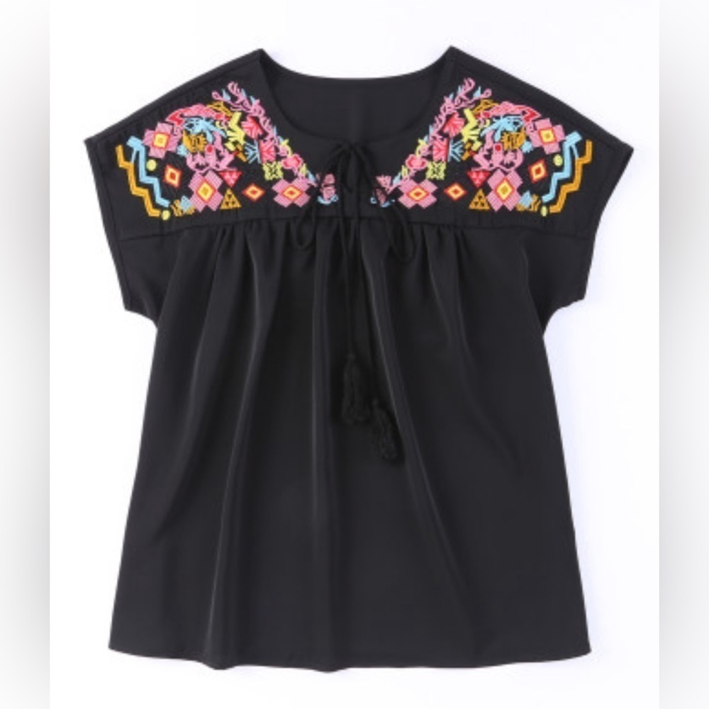 Black Boho Geometric Aztec Embroidered Short Sleeve Blouse with Tassels NEW